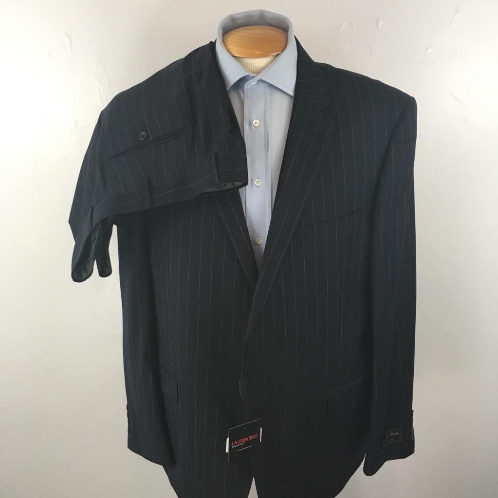 Laurentino 48r Mens Suit Navy Stripes Made In Italy 100% Wool New Nwt Ea0256